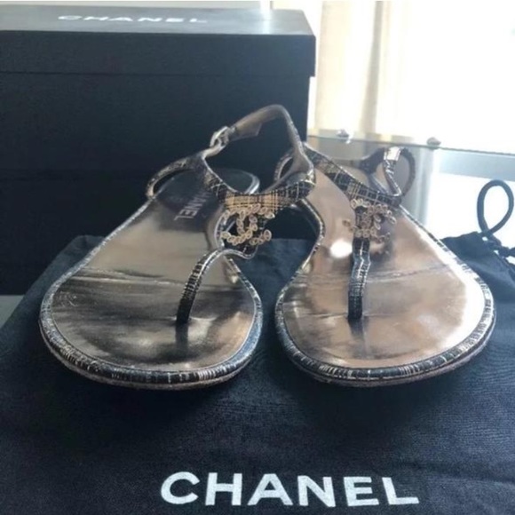 Chanel Black Dark Bronze CC JEWELED - Picture 3 of 6